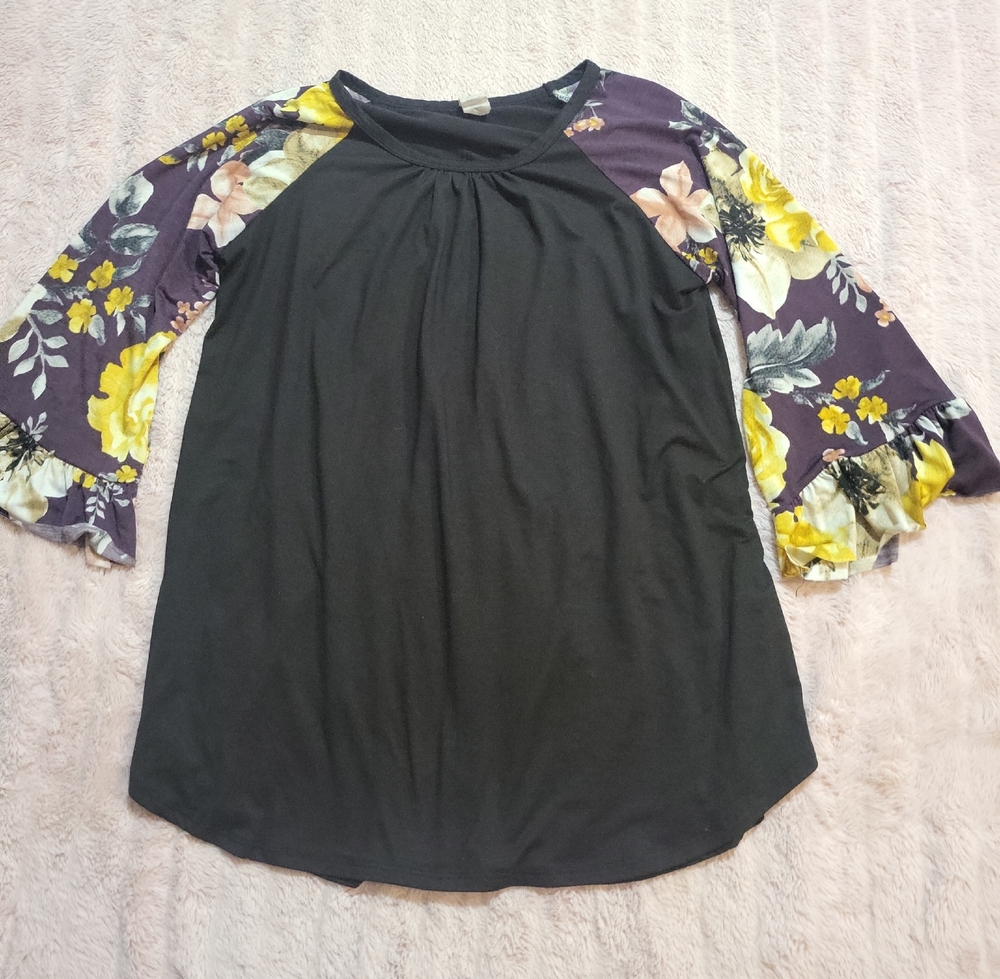 Floral Sleeve Black Top